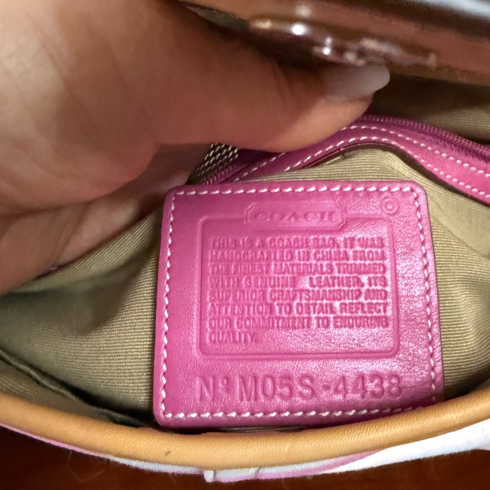 Coach Vintage Twill Soho Pink Multicolor Striped Top Handle Bag - Picture 12 of 13